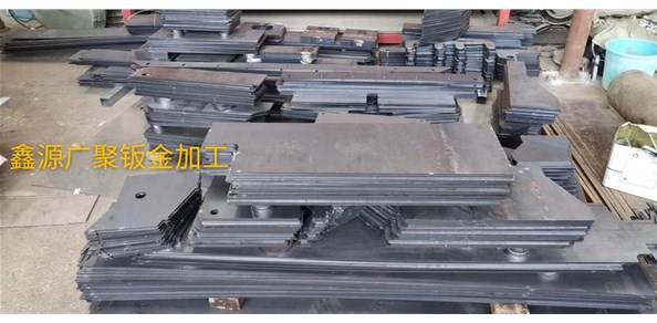 不同的不銹鋼金屬材料使用哪種切割方式較好？